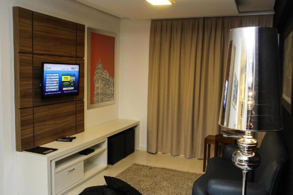 M Tower Hotel Пелотас Екстер'єр фото